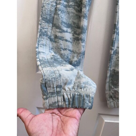 Athleta Farallon Fog Camo Coast Jogger Pant Size XXS - Picture 7 of 14